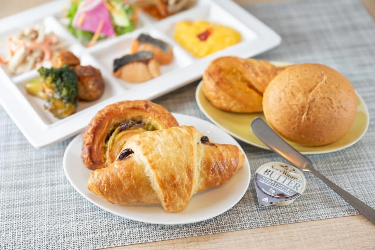Super Hotel Kōbe 3*,